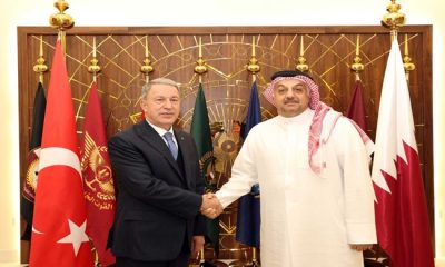 Millî Savunma Bakanı Hulusi Akar, Doha’da Katar Başbakan Yardımcısı ve Savunma Bakanı Halid Bin Muhammed El-Atiyye ile Bir Araya Geldi