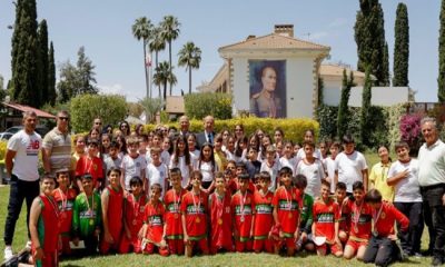 Cumhurbaşkanı Ersin Tatar, Güzelyurt Özgürlük İlkokulu öğrencileri ile bir araya geldi