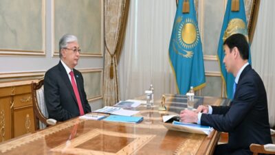Devlet başkanı Türkistan bölgesi Akim’i Darkhan Satybaldy’yi kabul etti