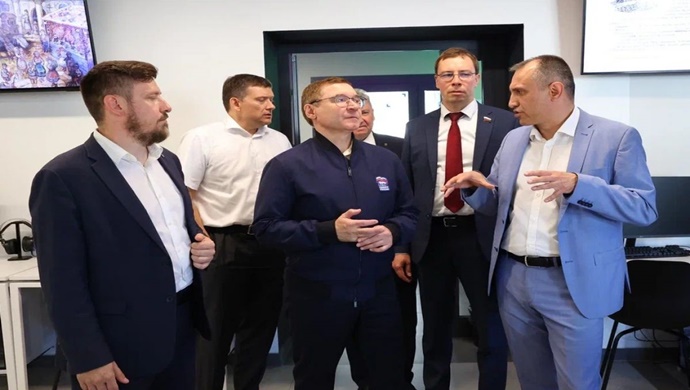 Vladimir Yakushev, Kostroma’daki BT uzmanlarının eğitimini değerlendirdi